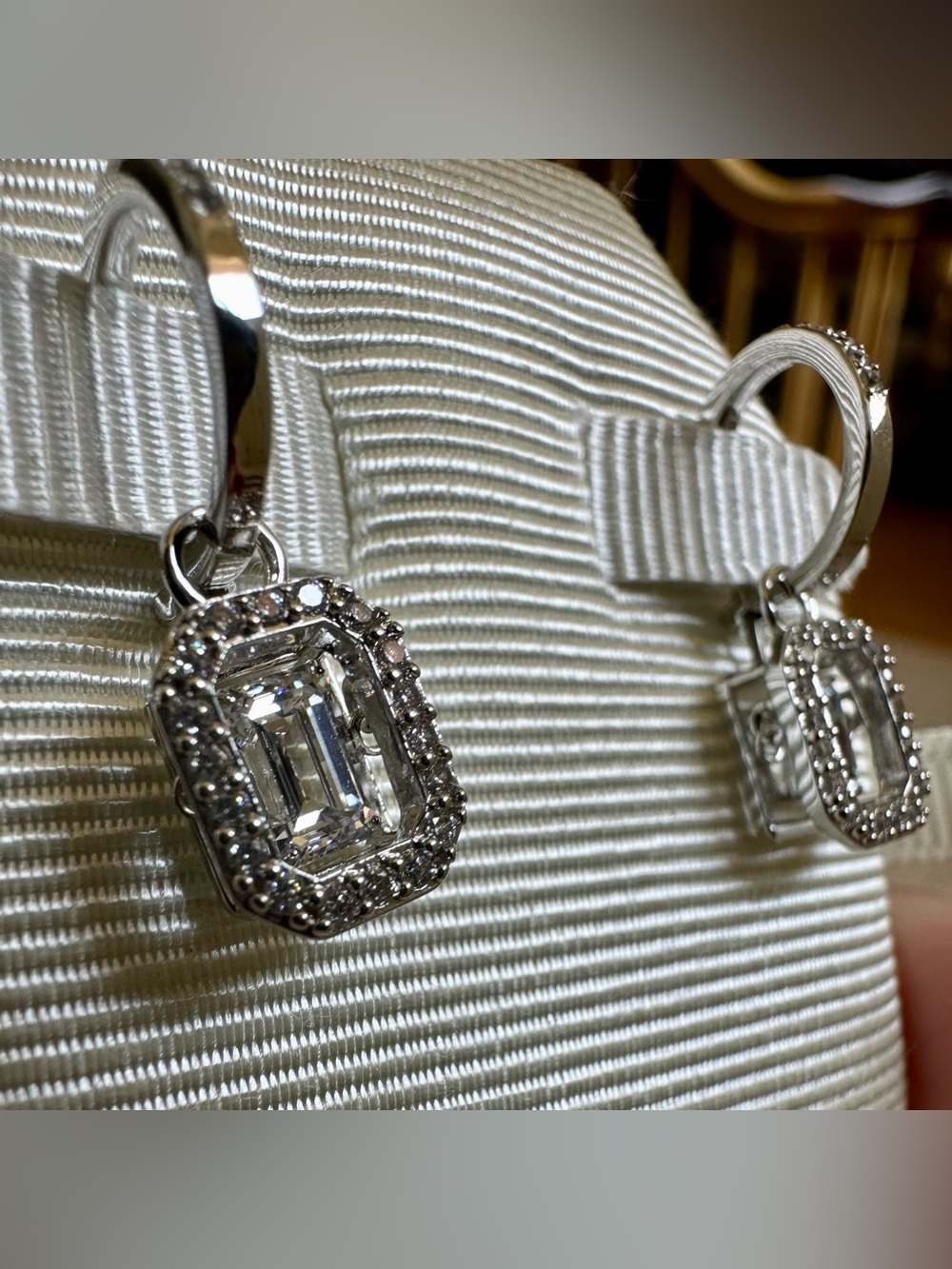 🆕 Swarovski Millenia Drop Earrings Octagon Cut White Rhodium Plated NWT - Picture 10 of 14